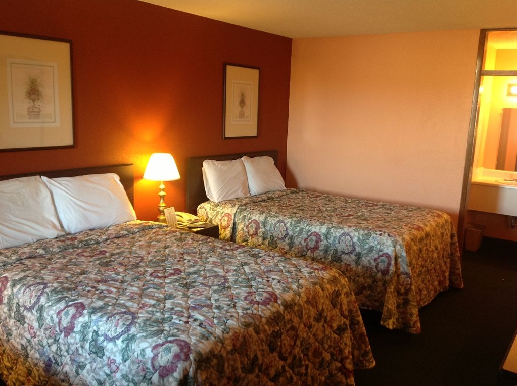 Travelers Lodge Beatrice 客房 照片